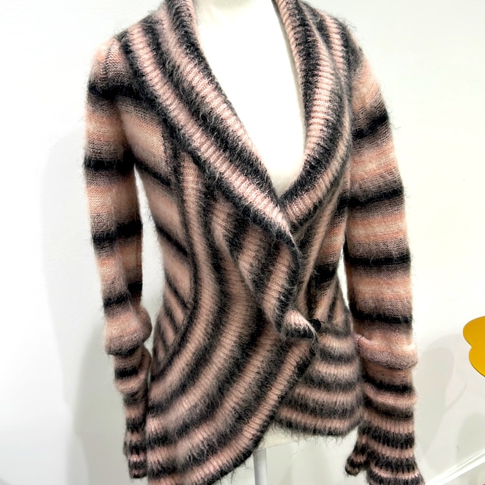 Giorgio Armani sweater NWT